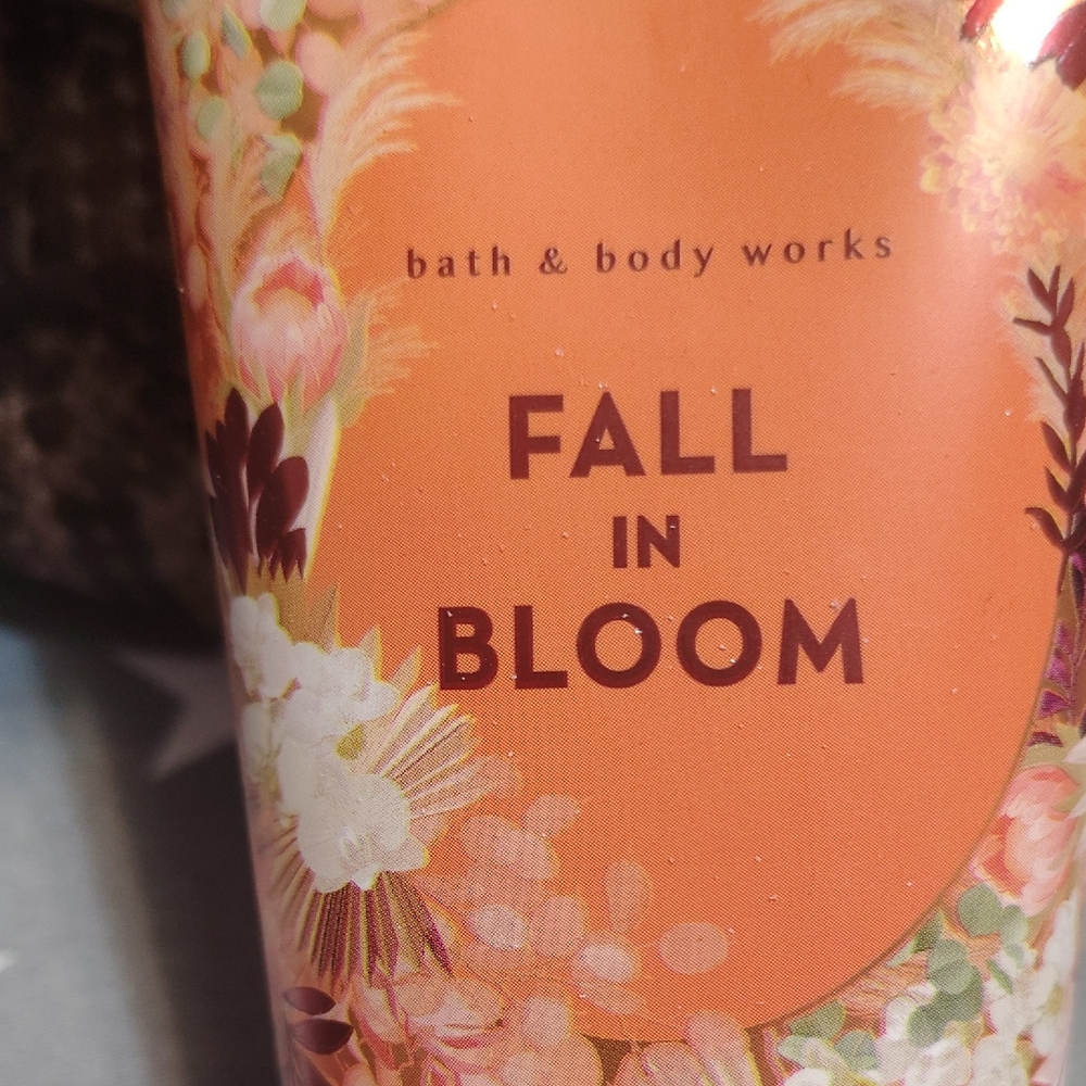 Bath & Body Works Fall in Bloom - Orange Floral lotion